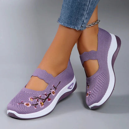 🔥Last Day Promotion 80% OFF - Women's Casual Breathable Slip On Orthopaedic Walking Shoes