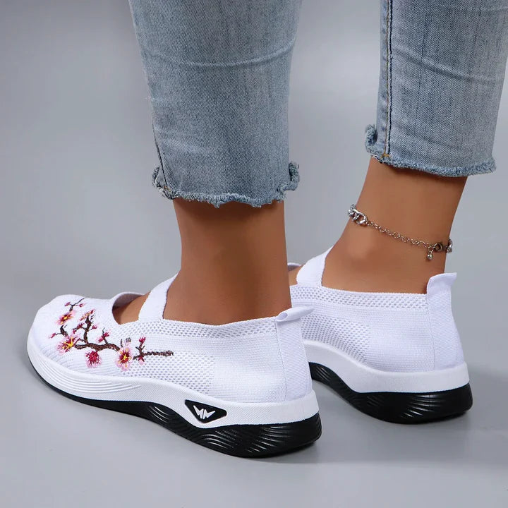 🔥Last Day Promotion 80% OFF - Women's Casual Breathable Slip On Orthopaedic Walking Shoes
