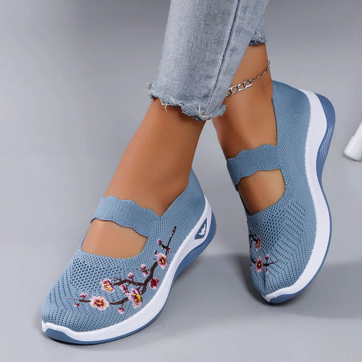 🔥Last Day Promotion 80% OFF - Women's Casual Breathable Slip On Orthopaedic Walking Shoes