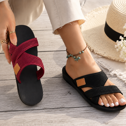 🚨𝙇𝘼𝙎𝙏 𝘿𝘼𝙔: 𝟴𝟬% 𝙊𝙁𝙁: Lightweight Comfort Slides for Women – Breathable, Versatile & Easy to Slip On